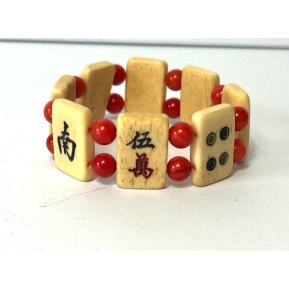 Vintage Chinese Bakelite Mahjong Tile Elastic Bracelet With Red Beads - Picture 2 of 6